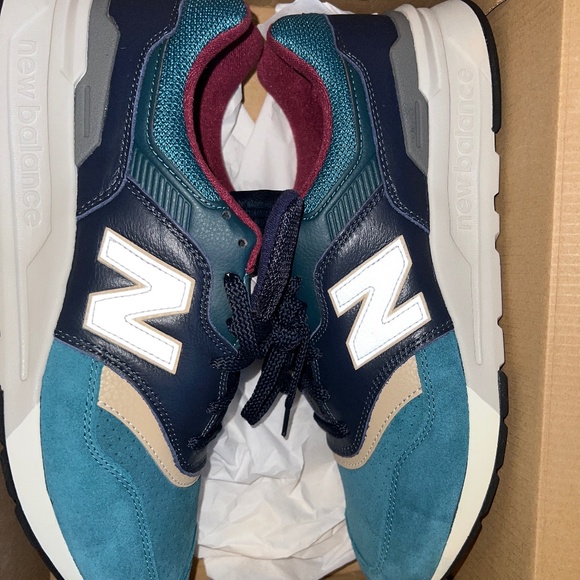 New balance 997H - Picture 1 of 4